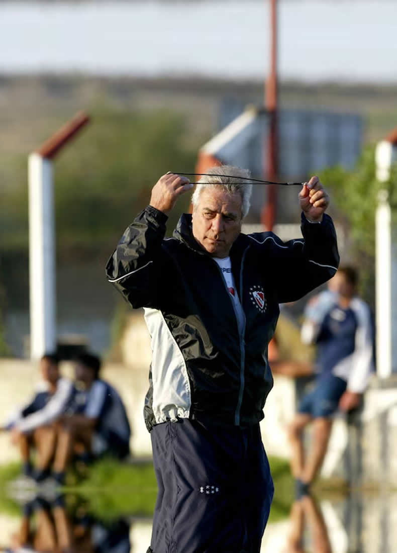 Pato Pastoriza 2004 en Historia de Independiente