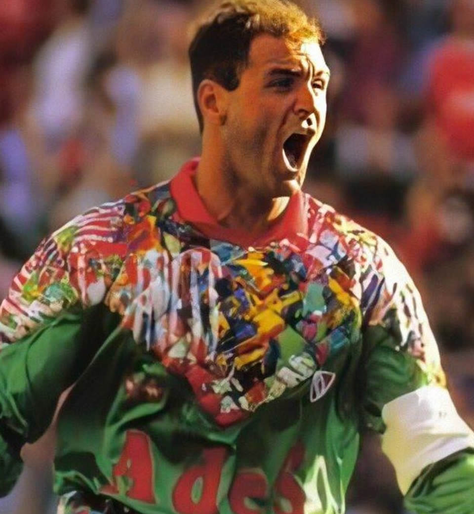 Luis Islas partidos jugados en Historia del Rojo